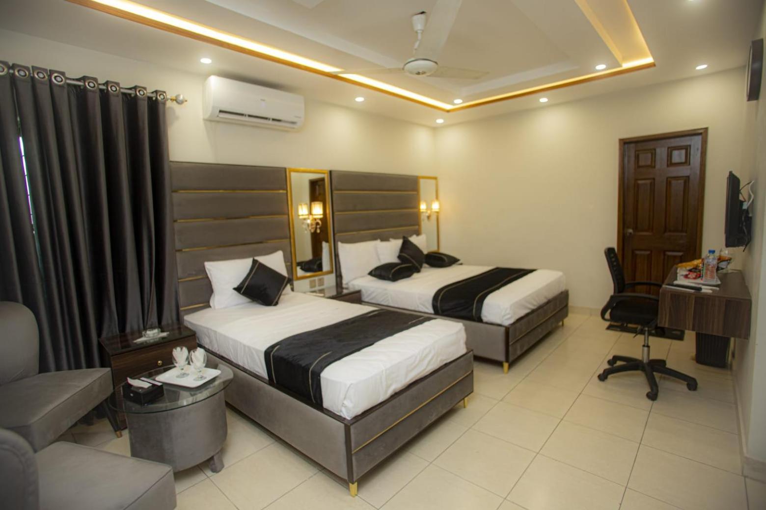 Hotel White Season Gulberg Lahore Exterior foto